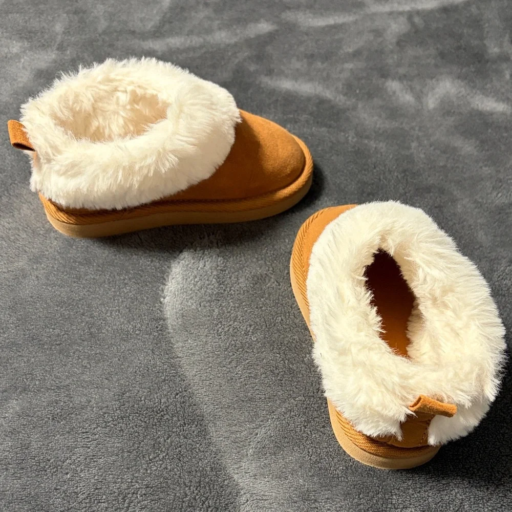 Cozy Tan Kids Shoes with Faux Fur Lining - Picture 1 of 1